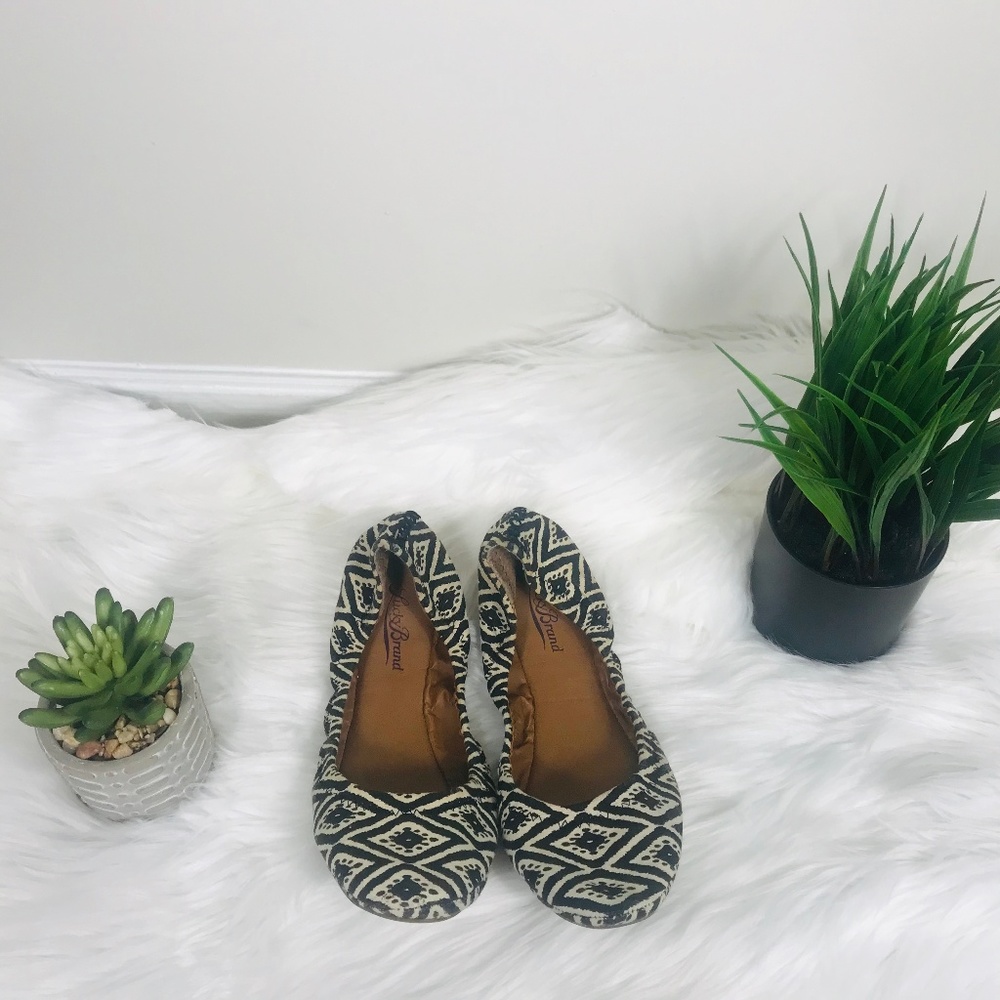 Lucky Brand Boho Black White Print Ballet Flats
